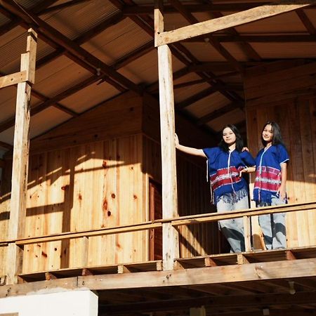 Por Joi ,Por Dee House Hostel Chiang Mai Luaran gambar