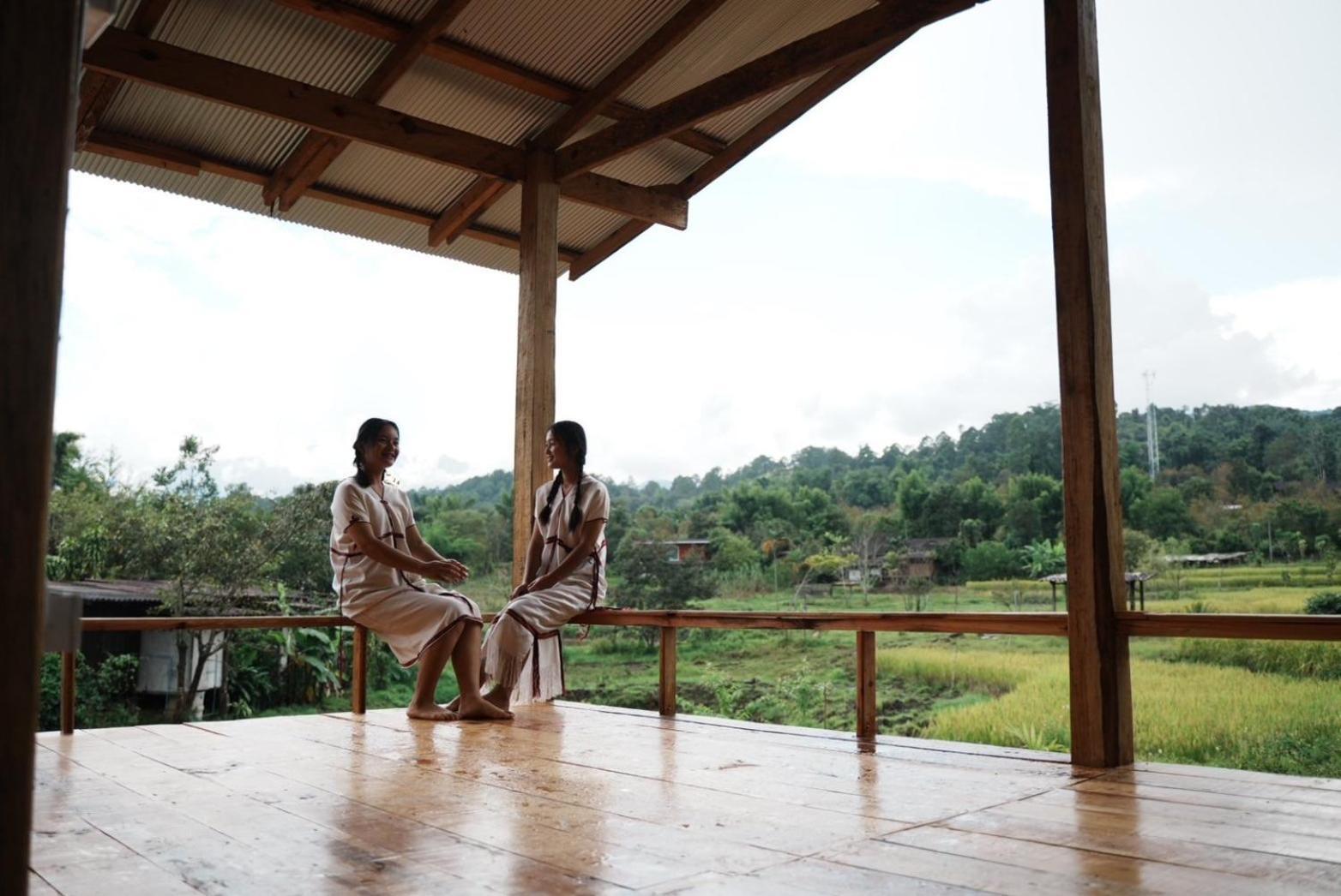 Por Joi ,Por Dee House Hostel Chiang Mai Luaran gambar